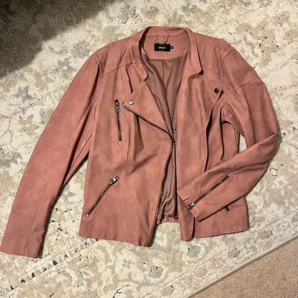 Pink jacket - Picture 2 of 7